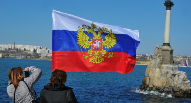 Крымчане о российских туристах на полуострове: «Это жадные варвары» Крымчане о российских туристах на полуострове: «Это жадные варвары»