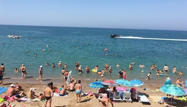 Оккупанты Крыма до конца года ожидают миллион туристов из Украины 