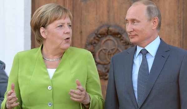 На встрече с Путиным Меркель выступила с важным предложением по миротворцам на Донбассе