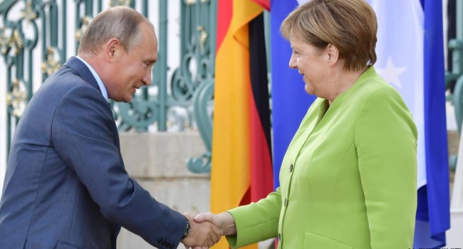Меркель в диалоге с Путиным согласилась на введение миротворцев на Донбасс, но только по украинскому сценарию