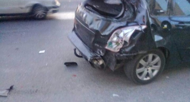 «Машины раскиданы по всей дороге! В хлам!»: в Киеве BMW устроил масштабную аварию, - кадры «Машины раскиданы по всей дороге! В хлам!»: в Киеве BMW устроил масштабную аварию, - кадры