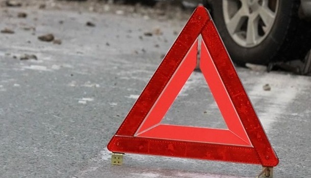 СМИ: на трассе Одесса-Киев полицейский автомобиль сбил на смерть пешеходов 