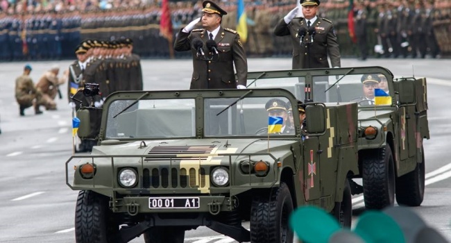 Блогер: «Знатокам украинского языка: войско и армия - это две большие разницы»