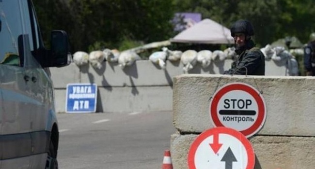 КПП Майорское обстреляли вражеские снайперы КПП Майорское обстреляли вражеские снайперы