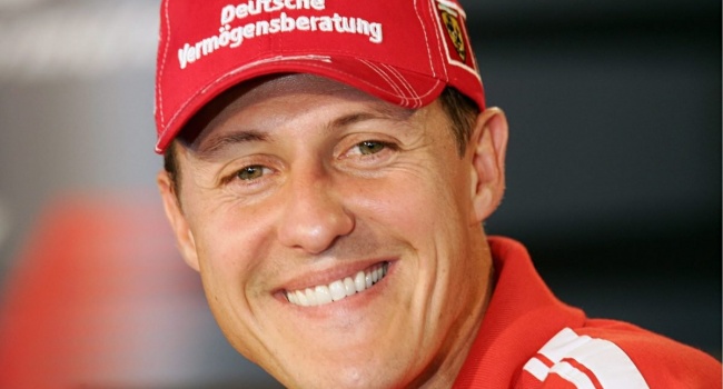 Чемпион мира по гонках Шумахер начал вновь проявлять эмоции 