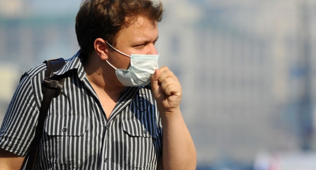 «Три года подряд»: в Крыму скрыли от местного населения выброс химических веществ, люди жалуются на плохое самочувствие  