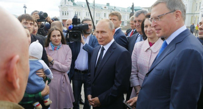 В соцсетях посмеялись над Путиным в пустом Омске В соцсетях посмеялись над Путиным в пустом Омске