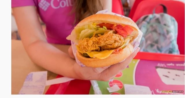 Блогер показал поддельный ресторан KFC в Крыму