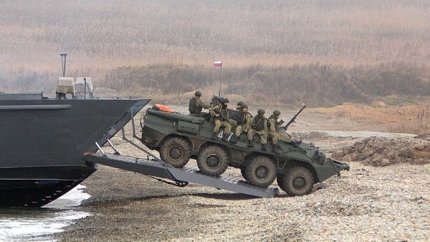 Готовятся захватить побережье: армия Путина развернула в Крыму «Грады» и артиллерию 