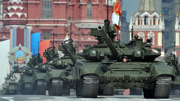 Эксперт: учения «Восток – 2018» являются «советской» показухой для россиян и соседних стран 