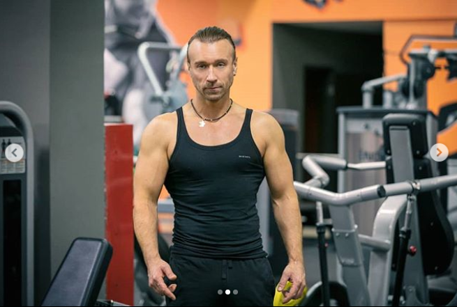 «Украинский султан»: Олег Винник восхитил новым снимком со спортзала, продемонстрировав идеально тело 