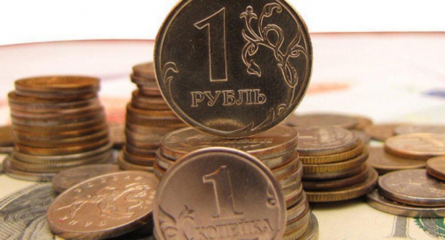 Аналитик: российскую экономику похоронит только одна причина Аналитик: российскую экономику похоронит только одна причина