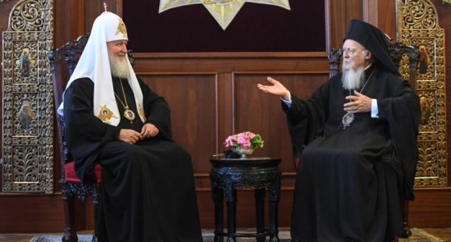 Охранник Российского патриарха Кирилла пытался отравить Варфоломея?