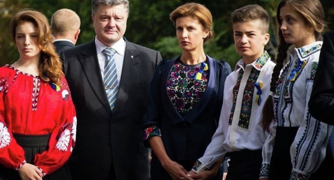Блогер: «А дети нашей элиты в Украине не учатся»