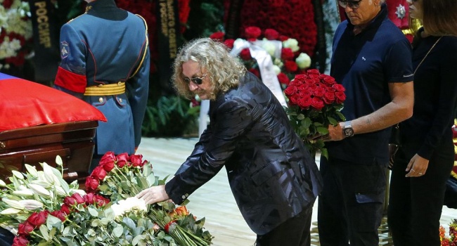 Прощание с Кобзоном: на церемонии присутствовали все известные россияне