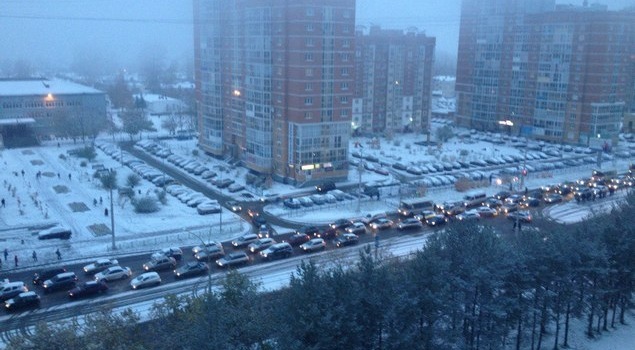 Непогода в России: в Кемерово неожиданно выпал снег Непогода в России: в Кемерово неожиданно выпал снег