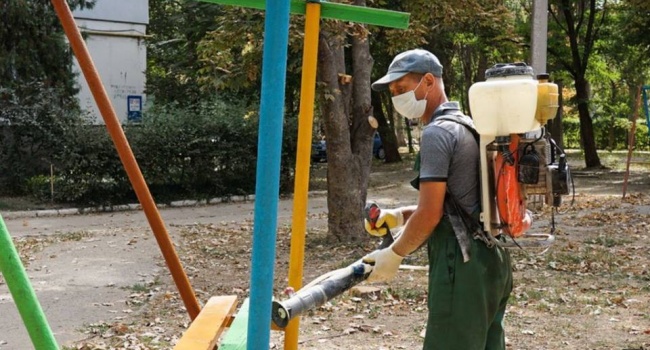 «Химатака в Крыму»: эколог рассказал о страшных последствиях утечки химикатов в воздух, вплоть до остановки дыхания и смерти 