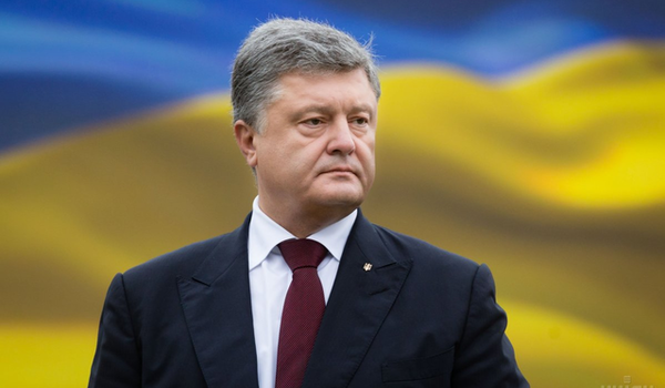 «Тренировка российских военных»: Петр Порошенко призвал немедленно решить проблему с «химатакой» в Крыму 