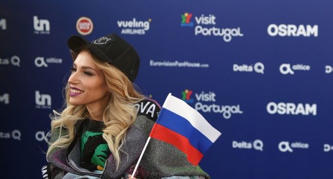 Блогер о Самойловой: «Во что превратилось общество? Что с нами стало?» Блогер о Самойловой: «Во что превратилось общество? Что с нами стало?»