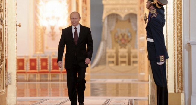 В России собираются установить памятник Путину в полный рост: пользователи активно комментируют новость