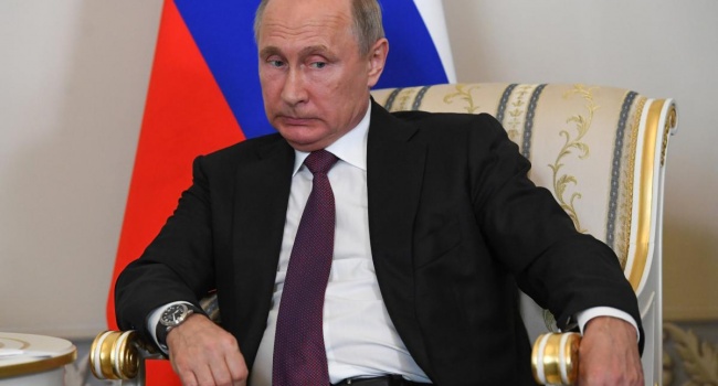 «Он не будет править вечно»: американский дипломат раскрыл секрет «успеха» Путина