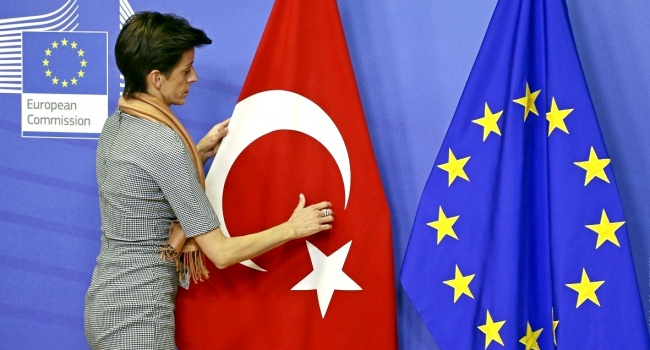 В Европарламенте озвучили требования к Турции по сближению с Евросоюзом