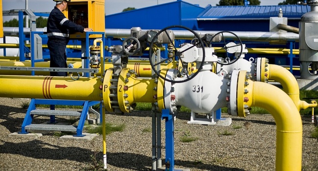 Украина закупает газ по цене от 300 долларов