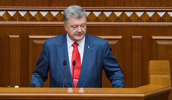 «Враг сюда пришел не за Крымом, и не за Донбассом, а за всей Украиной»: Порошенко выступил с сильной речью в ВР 