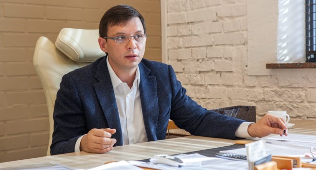 Политолог объяснила, почему выход Мураева из партии «За життя!» - это не против Медведчука и Рабиновича