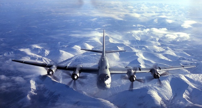 США зафиксировали российские разведывательные самолеты у берегов Аляски