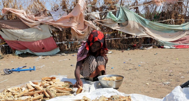 В ООН предупредили о массовом голоде: в Йемене люди едят листья