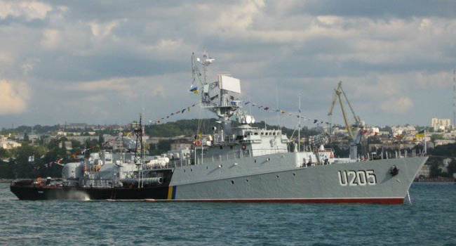 Бьем врага тем же оружием: военные корабли Украины в Керченском проливе, да еще прошли рядом с Севастополем