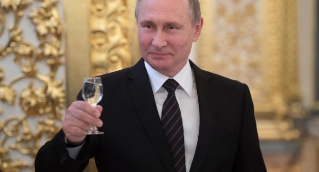 «Не вижу никаких причин, чтобы он не продолжил свое правление и после 2030 года»: в России рассказали, когда умрет Путин 