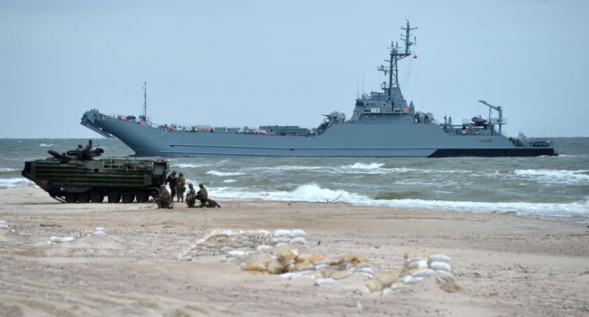 Волонтер: нужно немедленно признать Азовское море «открытым» морем и дать возможность зайти военным кораблям наших союзников Волонтер: нужно немедленно признать Азовское море «открытым» морем и дать возможность зайти военным кораблям наших союзников