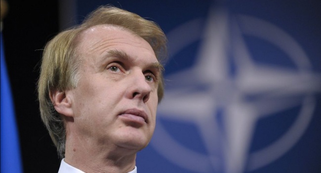 Огрызко: сама идея миротворцев уже ставит на одну сторону цивилизованный мир, а с другой стороны – Россию с ее агрессией Огрызко: сама идея миротворцев уже ставит на одну сторону цивилизованный мир, а с другой стороны – Россию с ее агрессией