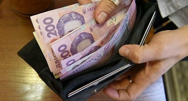 Средняя зарплата в Украине вырастет до 15 тысяч грн