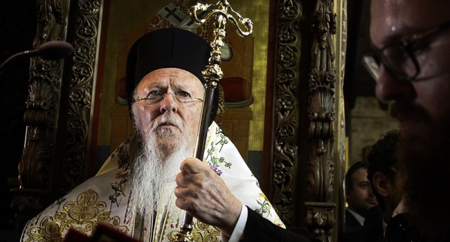 Вселенский патриарх: автокефалию у меня не просил только Янукович Вселенский патриарх: автокефалию у меня не просил только Янукович