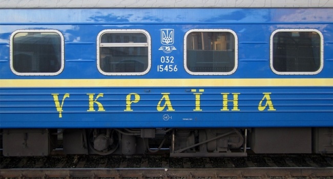 В «Укрзализныце» рассказали, сколько лет ее локомотивам В «Укрзализныце» рассказали, сколько лет ее локомотивам