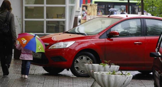 Парковка по-новому: стало известно все о новых штрафах за нарушении ПДД в Украине