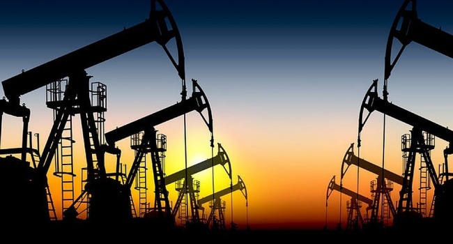 Ситуация накаляется: США полностью прекратили поставки нефти в Пекин Ситуация накаляется: США полностью прекратили поставки нефти в Пекин