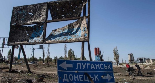 Журналист рассказал о единственном преимуществе закона об особом статусе Донбасса Журналист рассказал о единственном преимуществе закона об особом статусе Донбасса