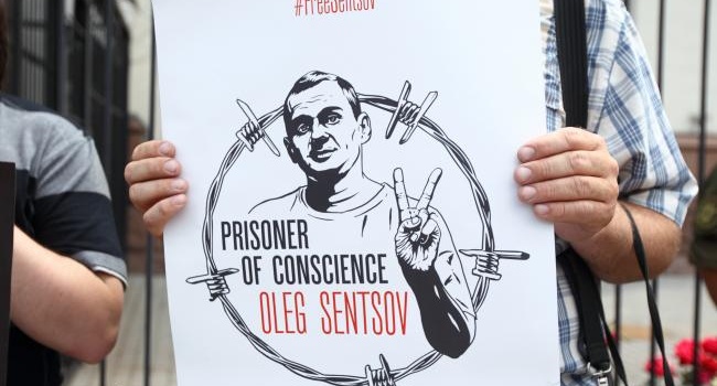 Изнурительные 145 дней борьбы: сегодня Сенцов прекращает голодовку Изнурительные 145 дней борьбы: сегодня Сенцов прекращает голодовку
