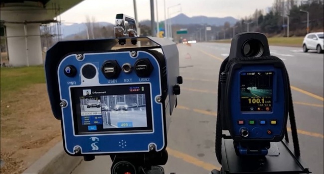 В Украине на автотрассах установят устройства измерения скорости TruCam