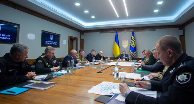 «Никто из хапуг, из тех, кто своей небрежностью допустил это, восстановлен не будет»: в АП назвали версии взрывов под Ичней «Никто из хапуг, из тех, кто своей небрежностью допустил это, восстановлен не будет»: в АП назвали версии взрывов под Ичней