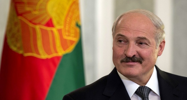 Лукашенко прокомментировал выход Украины из СНГ