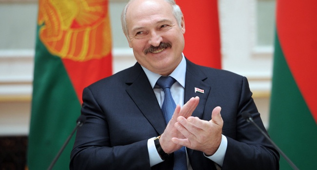 Лукашенко счел смехотворством включение Беларуси в состав России: «Путин ни разу этого не предлагал»