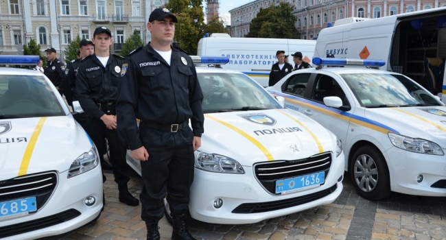 В Украине полиция усилит охрану порядка церквей В Украине полиция усилит охрану порядка церквей