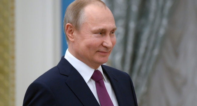 Публицист: в падении рейтинга для Путина нет ничего катастрофического