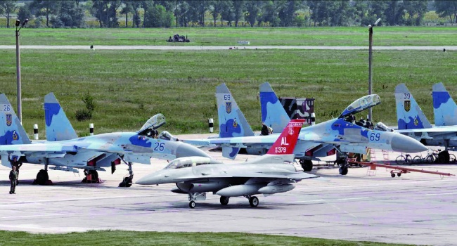 Бирюков: впервые за годы независимости в Украине прошли масштабные авиационные учения стран НАТО