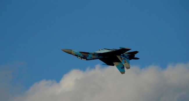 «Прыгали на костях летчика из США»: кремлевский журналист цинично прокомментировал катастрофу СУ-27